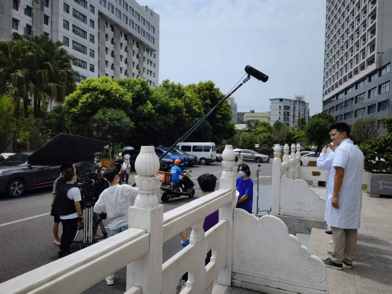乌伊岭区广告片拍摄公司低成本实现高规格制作的诀窍